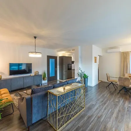 Lovely In Ferienhaus *