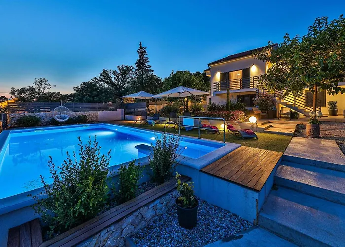 Vakantiehuis Lovely In